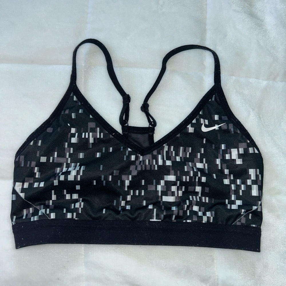 Nike vneck sports bra